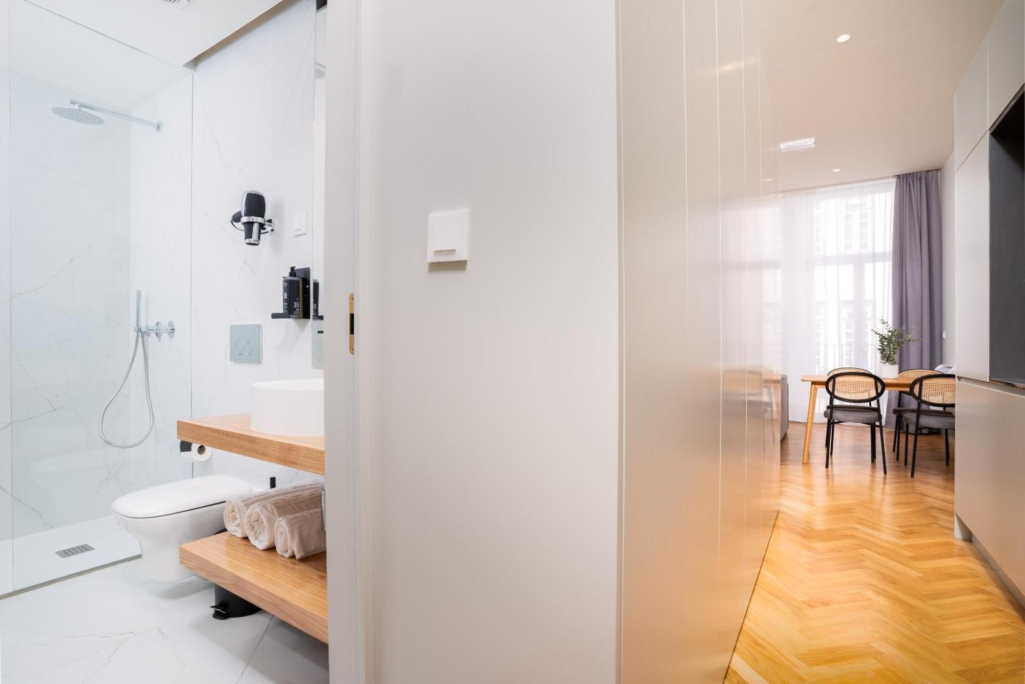 Limehome Porto Rua 31 De Janeiro Δωμάτιο φωτογραφία